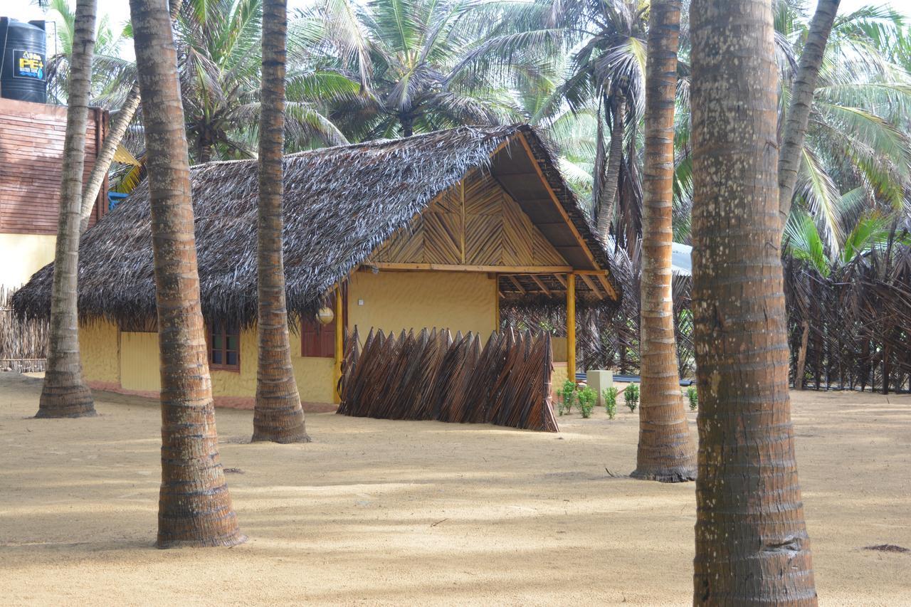 Seahorse Beach Resort Kalpitiya Exterior photo