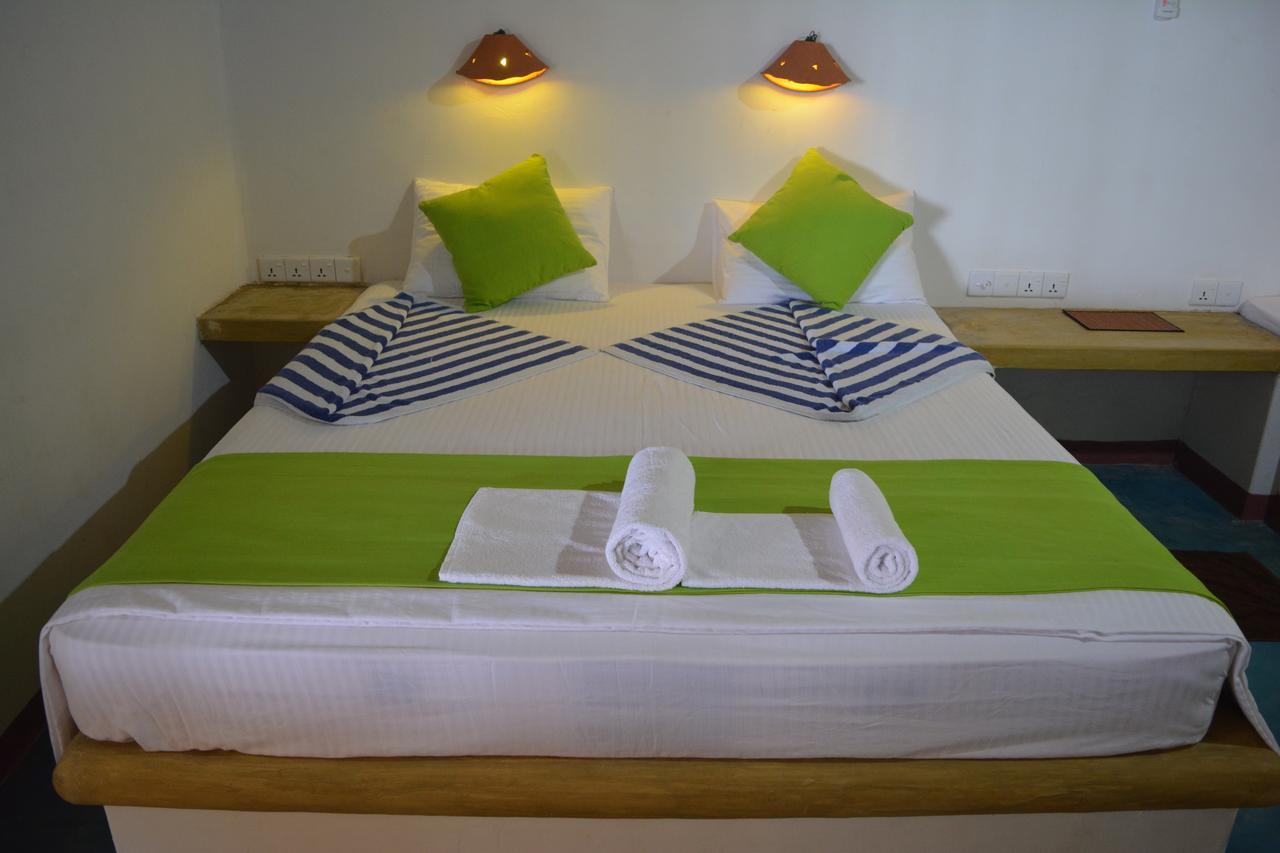 Seahorse Beach Resort Kalpitiya Exterior photo